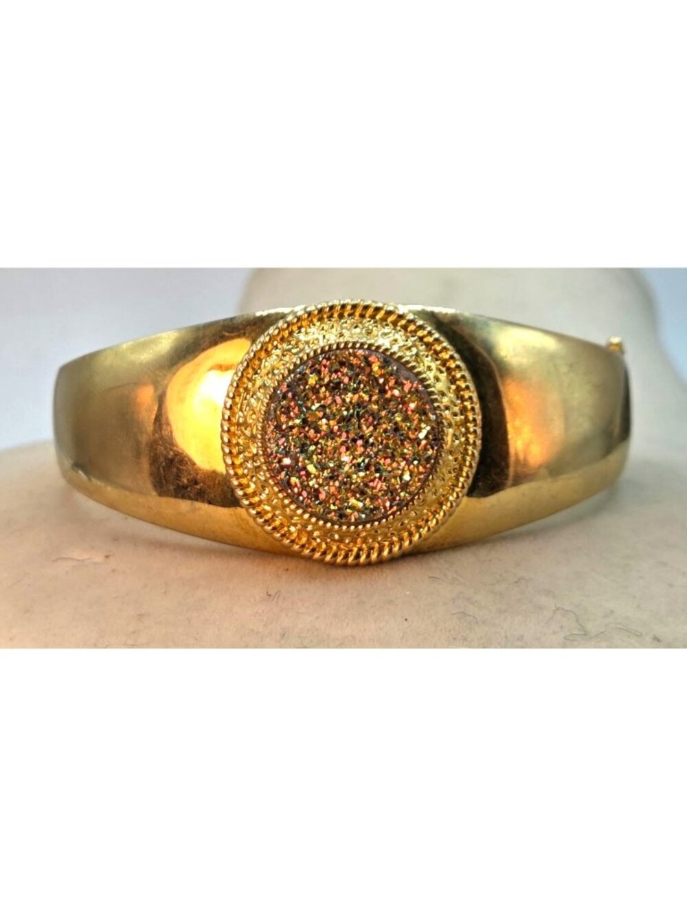 Gold-Tone Hinged Bangle Bracelet With Glitter Inlay Centerpiece